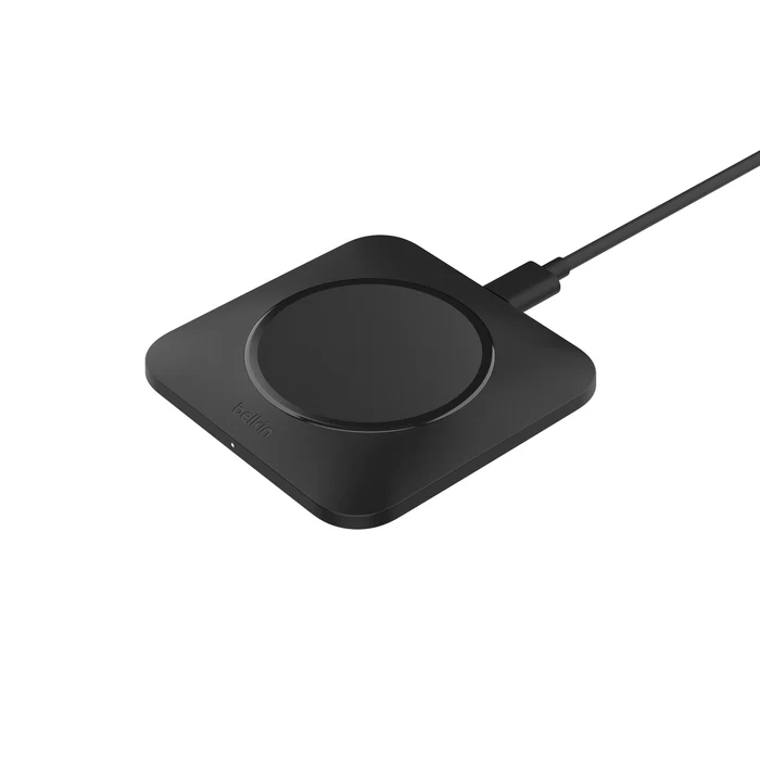 Belkin Boost Charge Pro Universal Wireless Charging Pad 15W - Black - Image 4