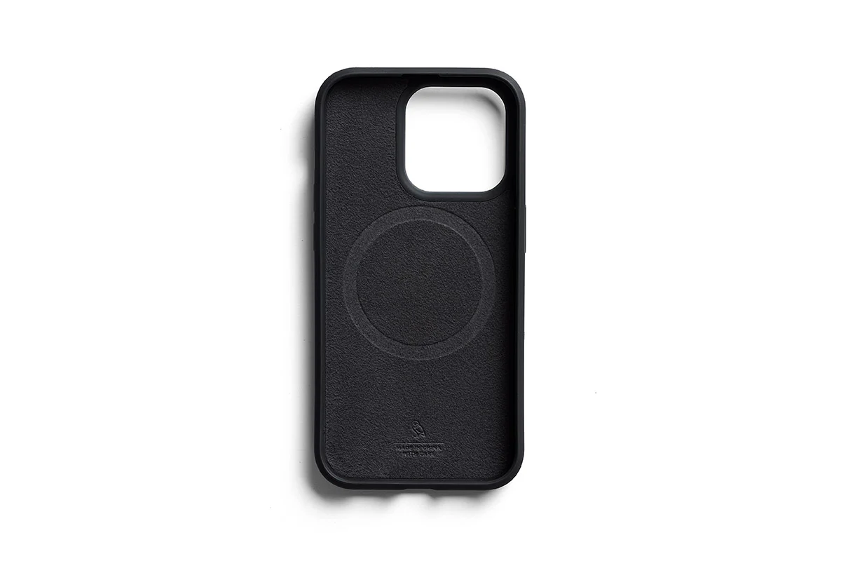 Bellroy Slim Mod Leather & MagSafe Case iPhone 14 Plus - Black - Image 4
