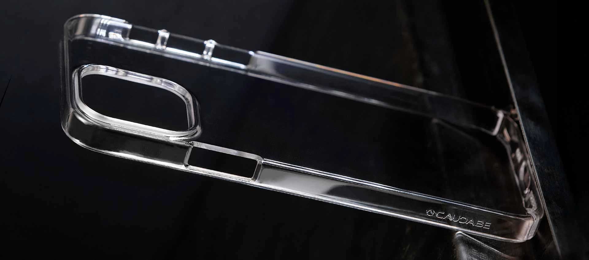 Caudabe Lucid Ultra Slim Case iPhone 13 Pro 6.1 Crystal Clear - Image 5