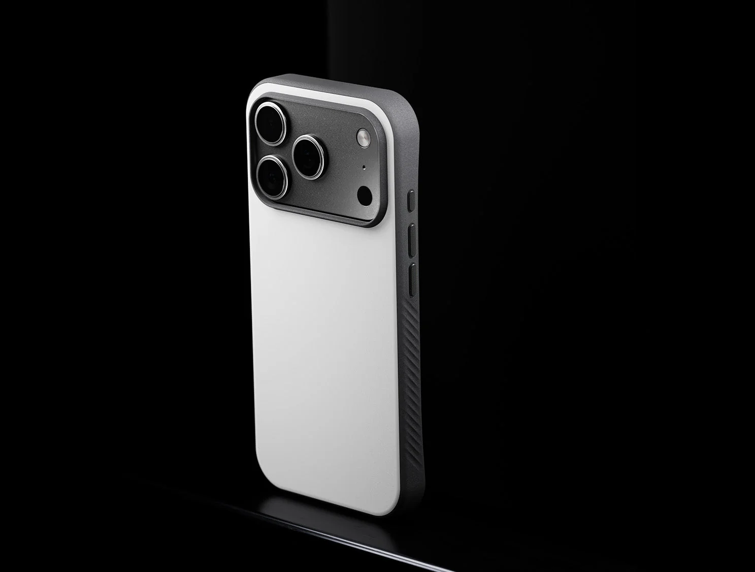 Caudabe Paragon OPEN Case MagSafe iPhone 17 Pro 6.3 - Moonstone White - Image 4