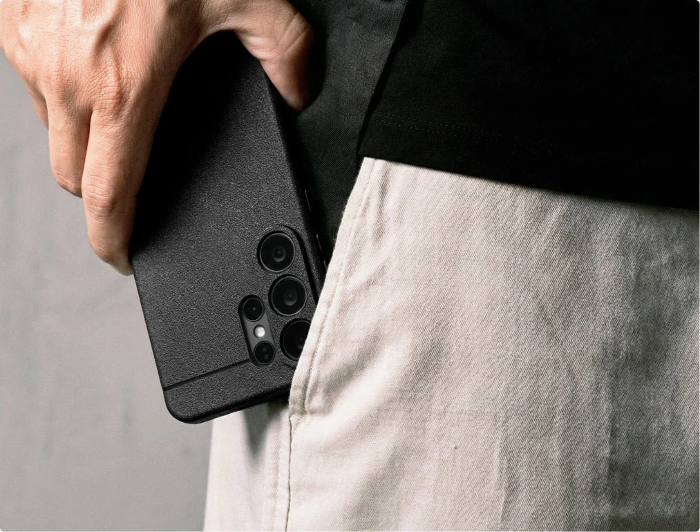 Caudabe Sheath Case with Magnets for Samsung Galaxy S26 Ultra - Black - Image 7