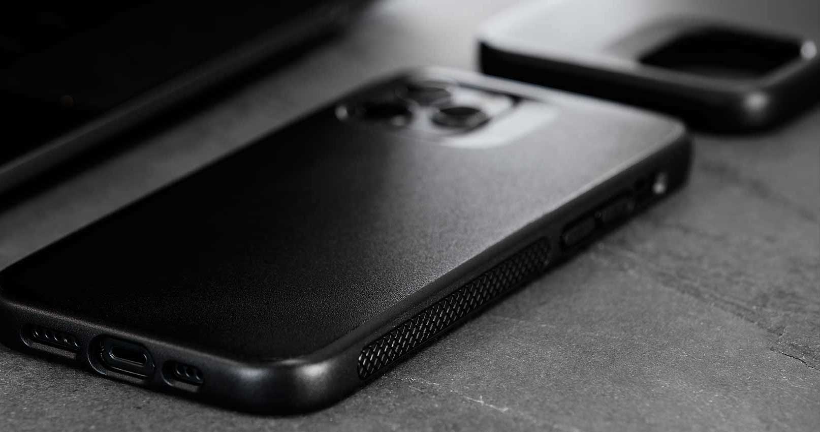 Caudabe Synthesis Slim & Rugged Case iPhone 13 Pro Max 6.7 - Black - Image 6
