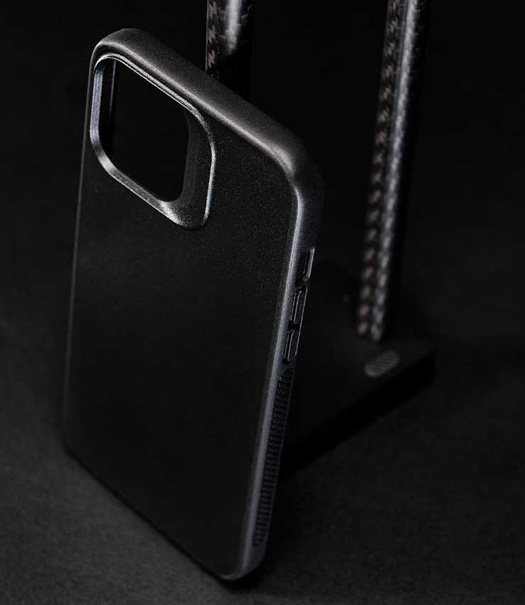 Caudabe Synthesis Slim & Rugged Case iPhone 13 Pro Max 6.7 - Black - Image 7
