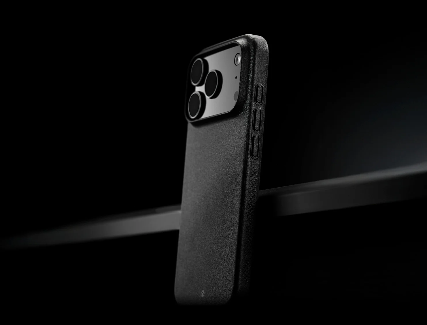 Caudabe Veil Ultra Thin Case iPhone 17 Pro Max 6.9 - Black - Image 6