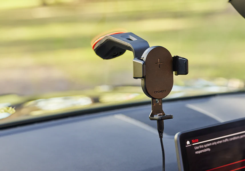 Cygnett Universal Window & Dash Car Mount & Wireless Charger - Black - Image 8
