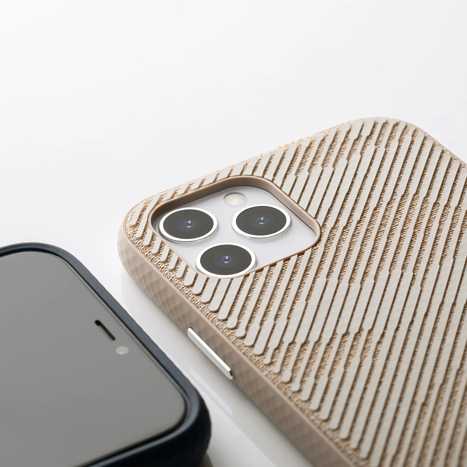 Moshi Altra Case w/ Wrist Strap For iPhone 12 Mini - Sahara Beige - Image 6