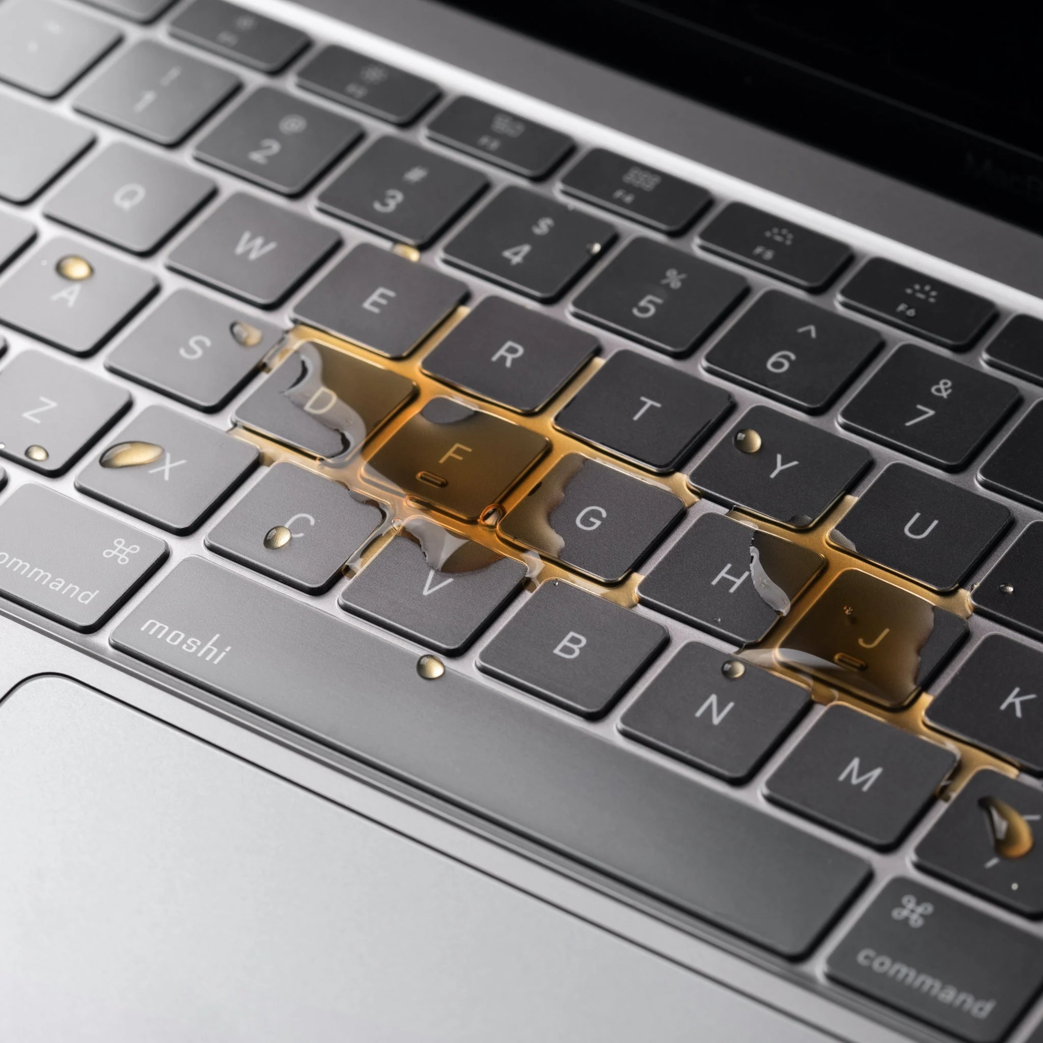 Moshi ClearGuard Keyboard Protector For 13 inch MacBook Air (2020) & M1 - Image 6