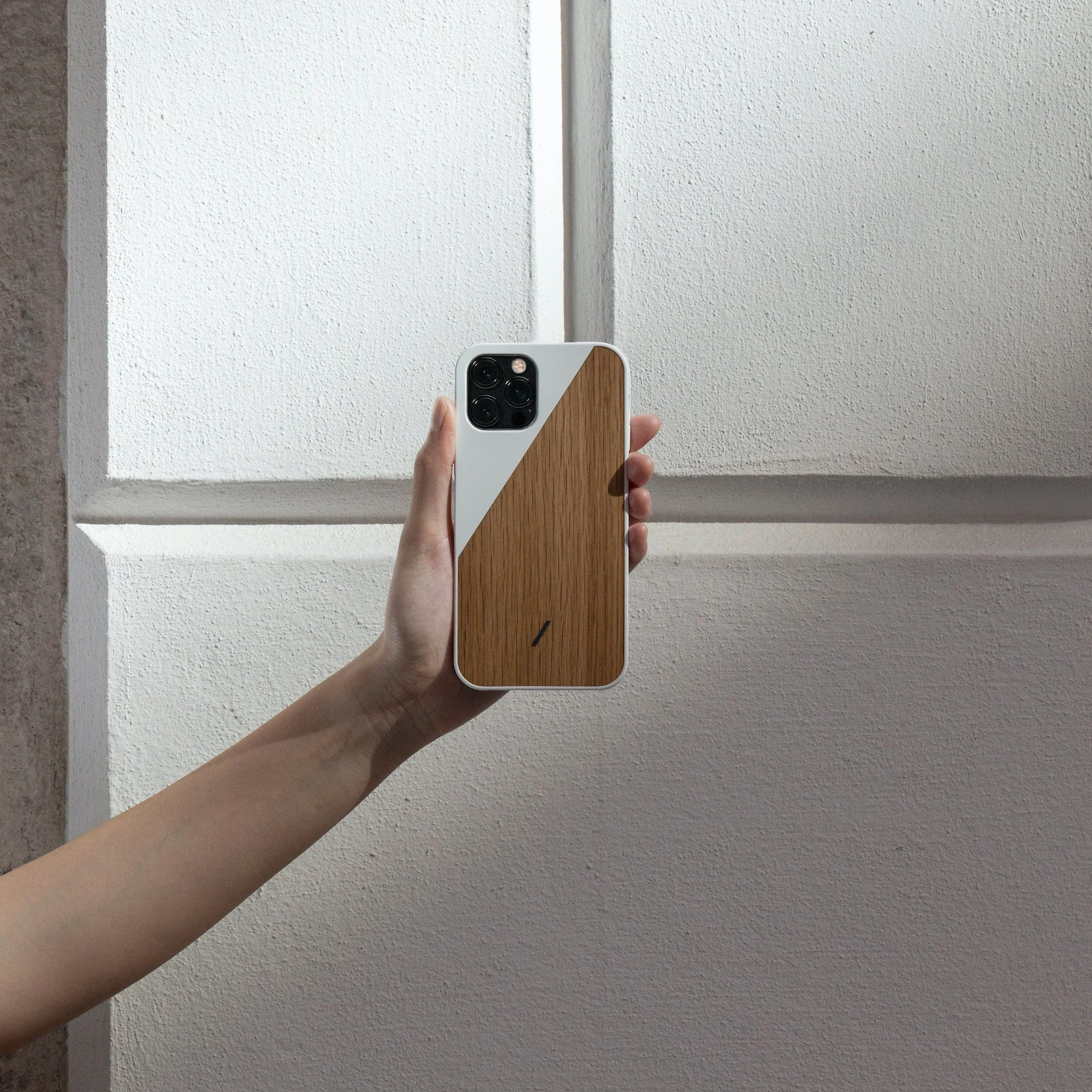 Native Union Clic Wooden Case For iPhone 12 Pro Max - Black - Image 7