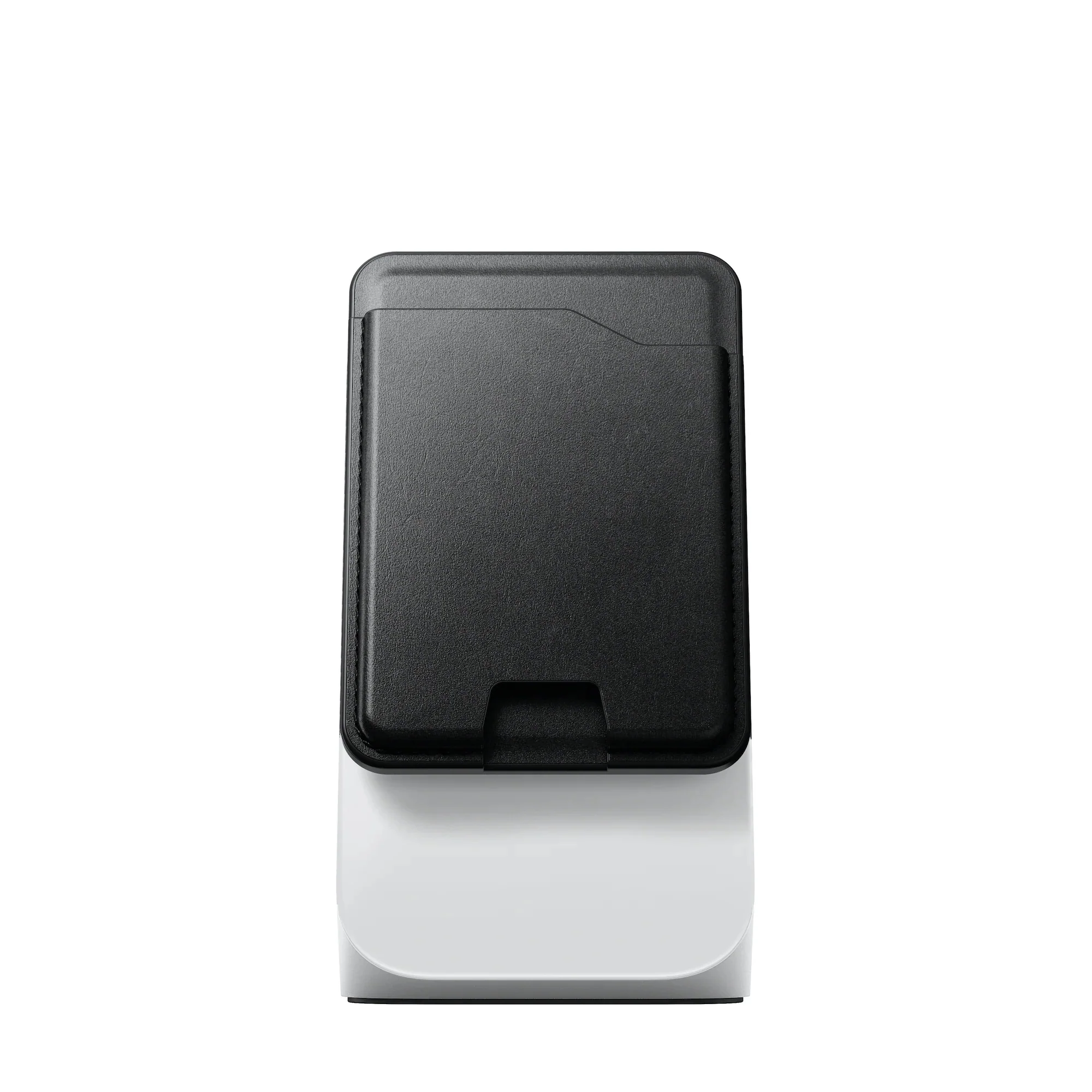 Nomad Leather Magsafe Wallet with Find My Tracking - Black - Image 9