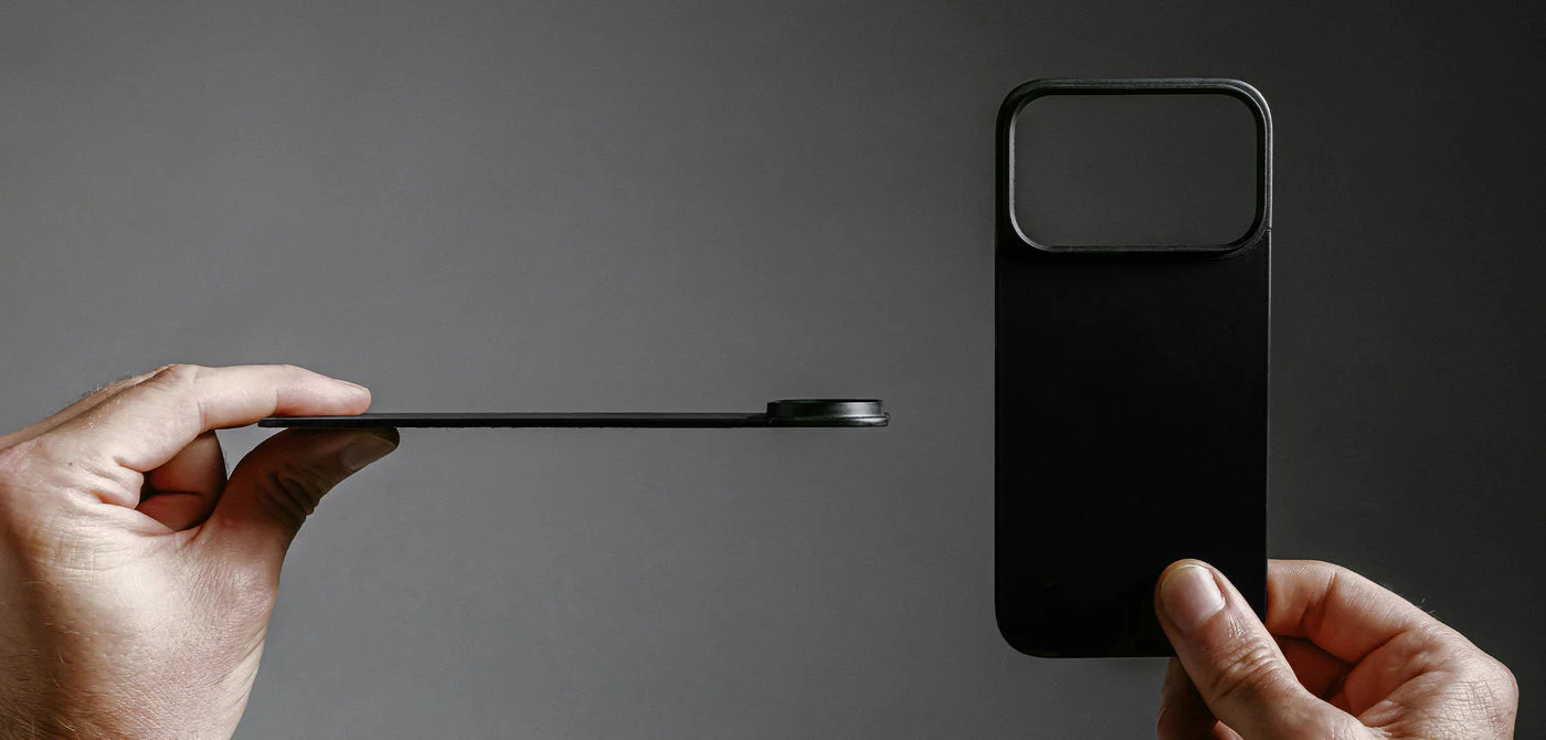 NOMAD Magnetic Leather Back MagSafe Case iPhone 17 Pro Max – Black Horween - Image 4