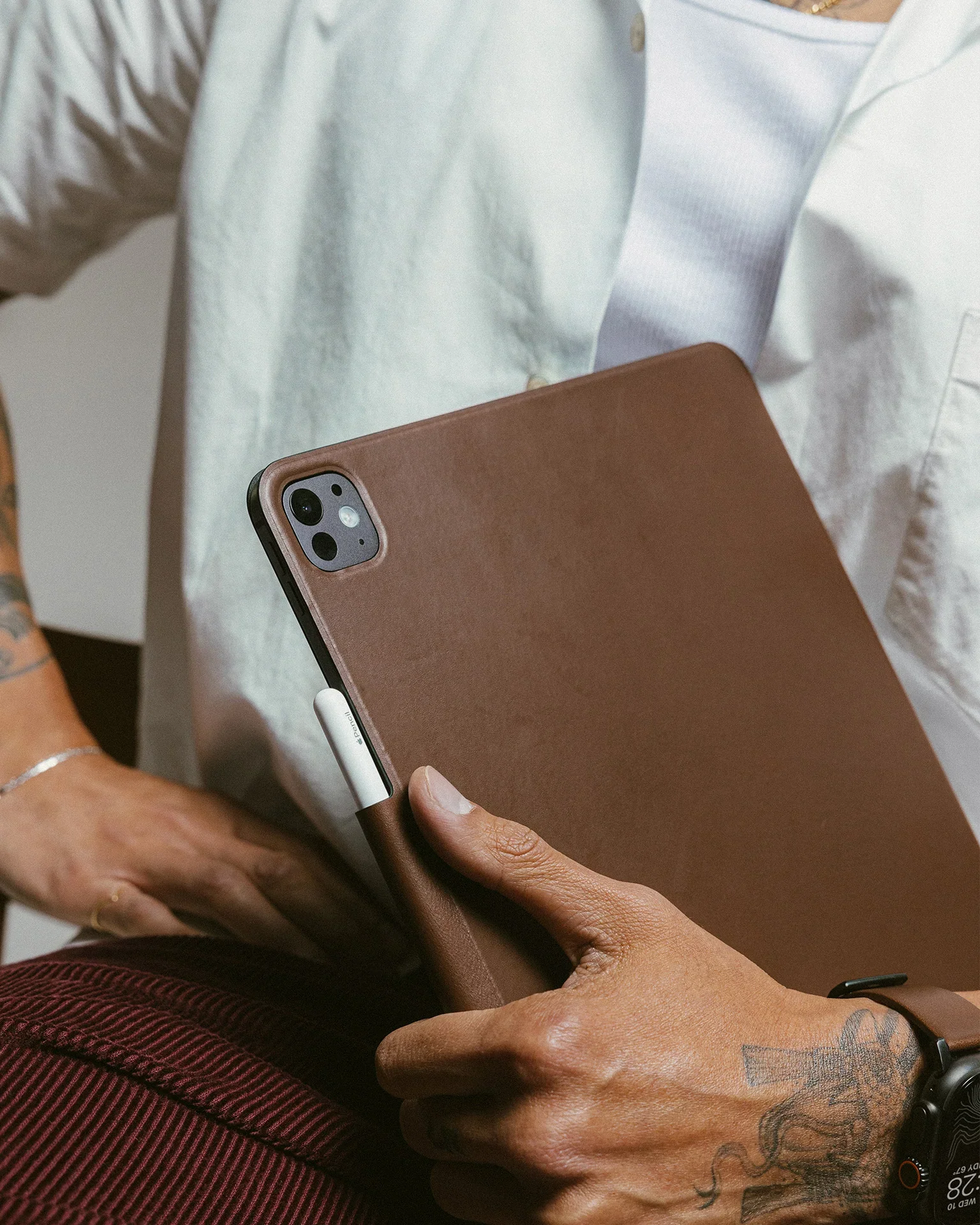 Nomad Premium Leather Folio Case for iPad Pro 11 M4 / M5 - Brown - Image 11