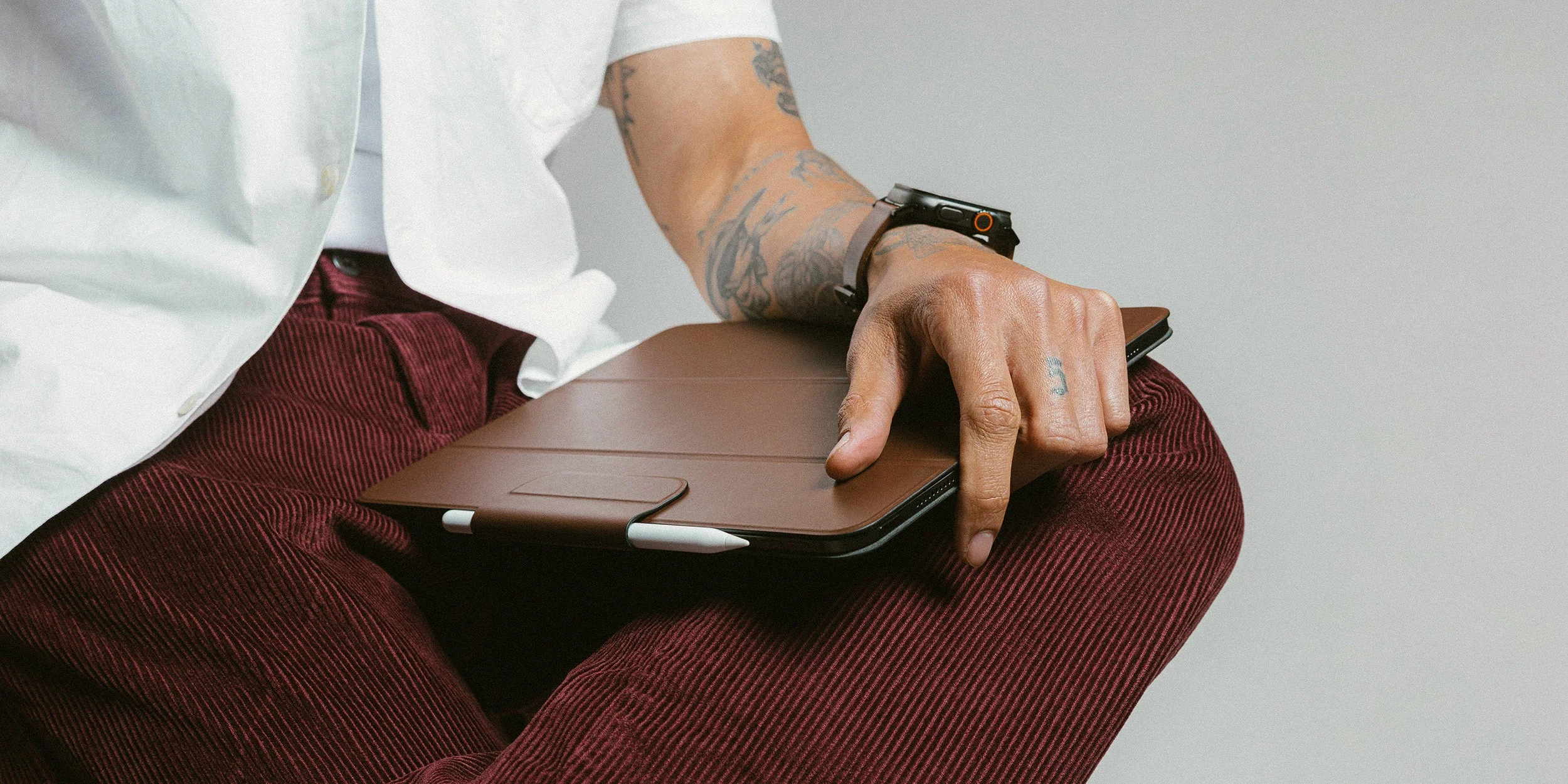 Nomad Premium Leather Folio Case for iPad Pro 11 M4 / M5 - Brown - Image 12