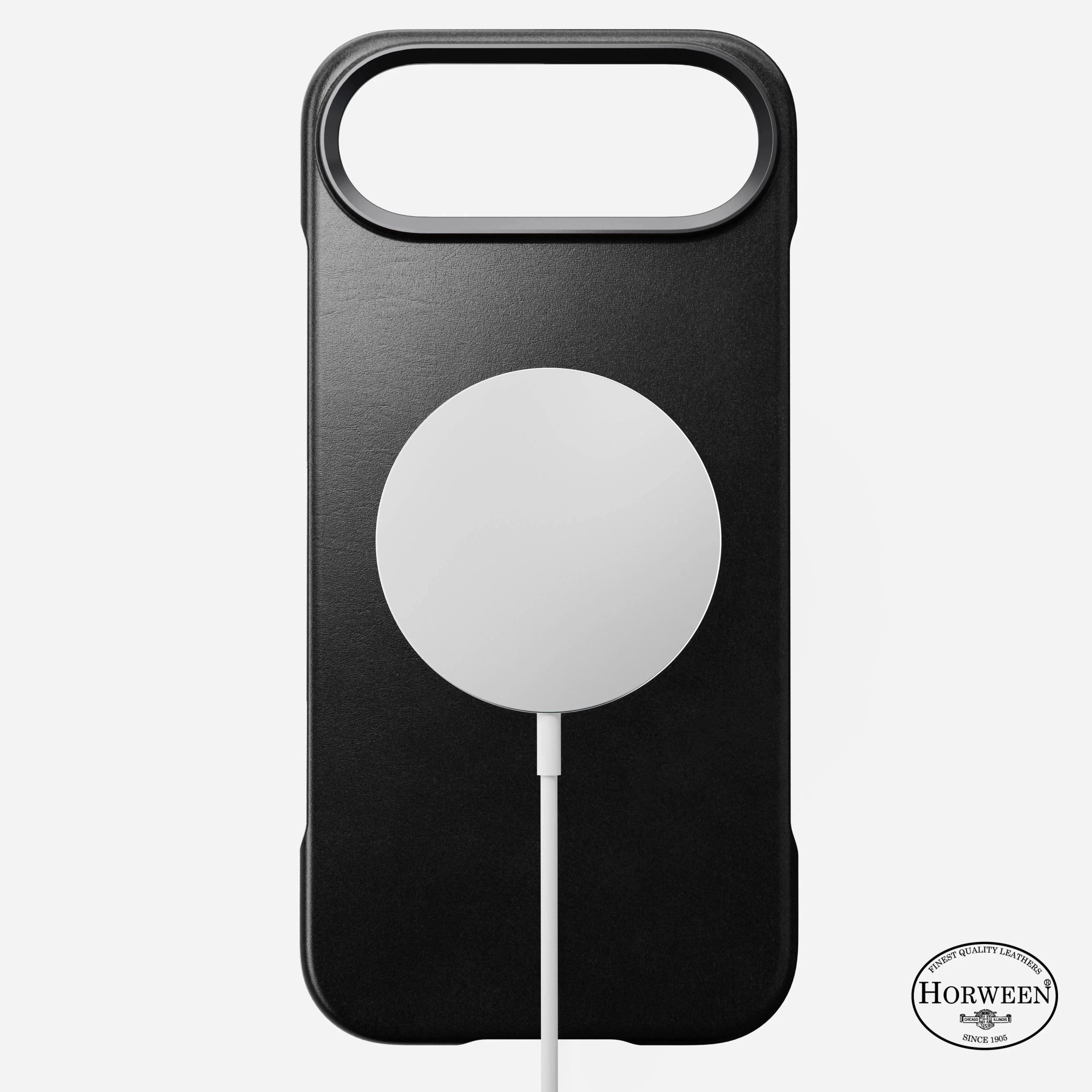 NOMAD Traditional Leather MagSafe Case iPhone 17 Air – Black Horween - Image 4
