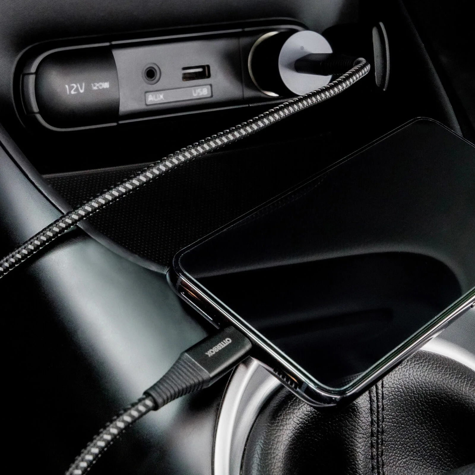 Otterbox Premium 72W Car Charger with Triple USB Ports - Black - Image 5