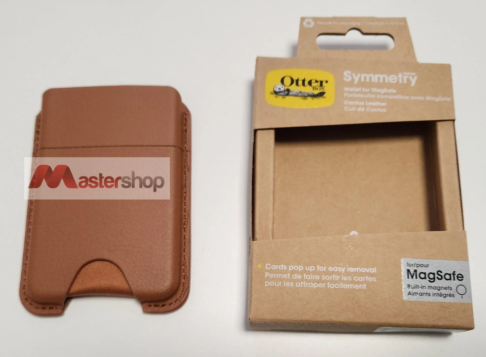 OtterBox Symmetry Magnetic Cactus Leather Wallet Attachment - Desert Saddle Brown - Image 4