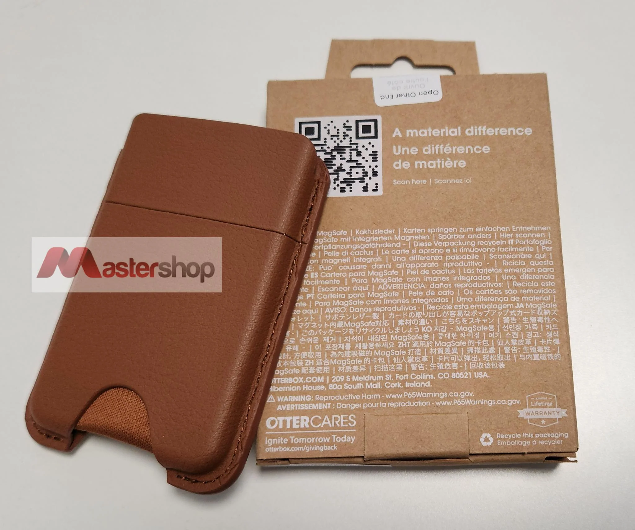 OtterBox Symmetry Magnetic Cactus Leather Wallet Attachment - Desert Saddle Brown - Image 5