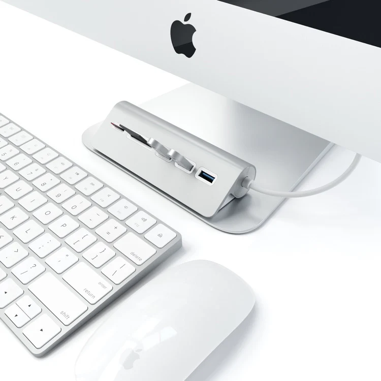 Satechi 3-Port USB 3.0 Hub w/ Card Reader - Image 8