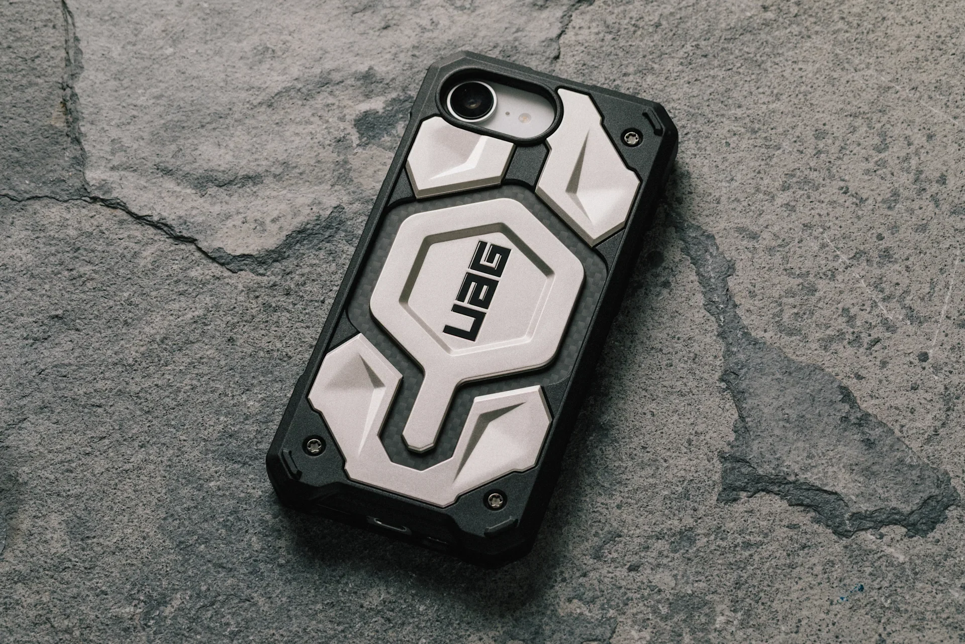 UAG Monarch Pro Rugged Case iPhone 17e / 16e 6.1 - Titanium - Image 7