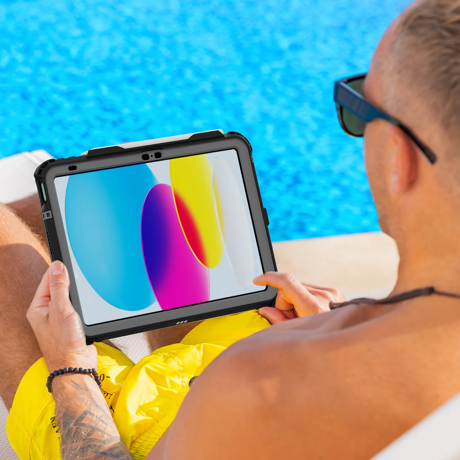 Rugged & Waterproof Protective Case iPad 10th / 11th Gen 10.9 inch - Black - Image 16